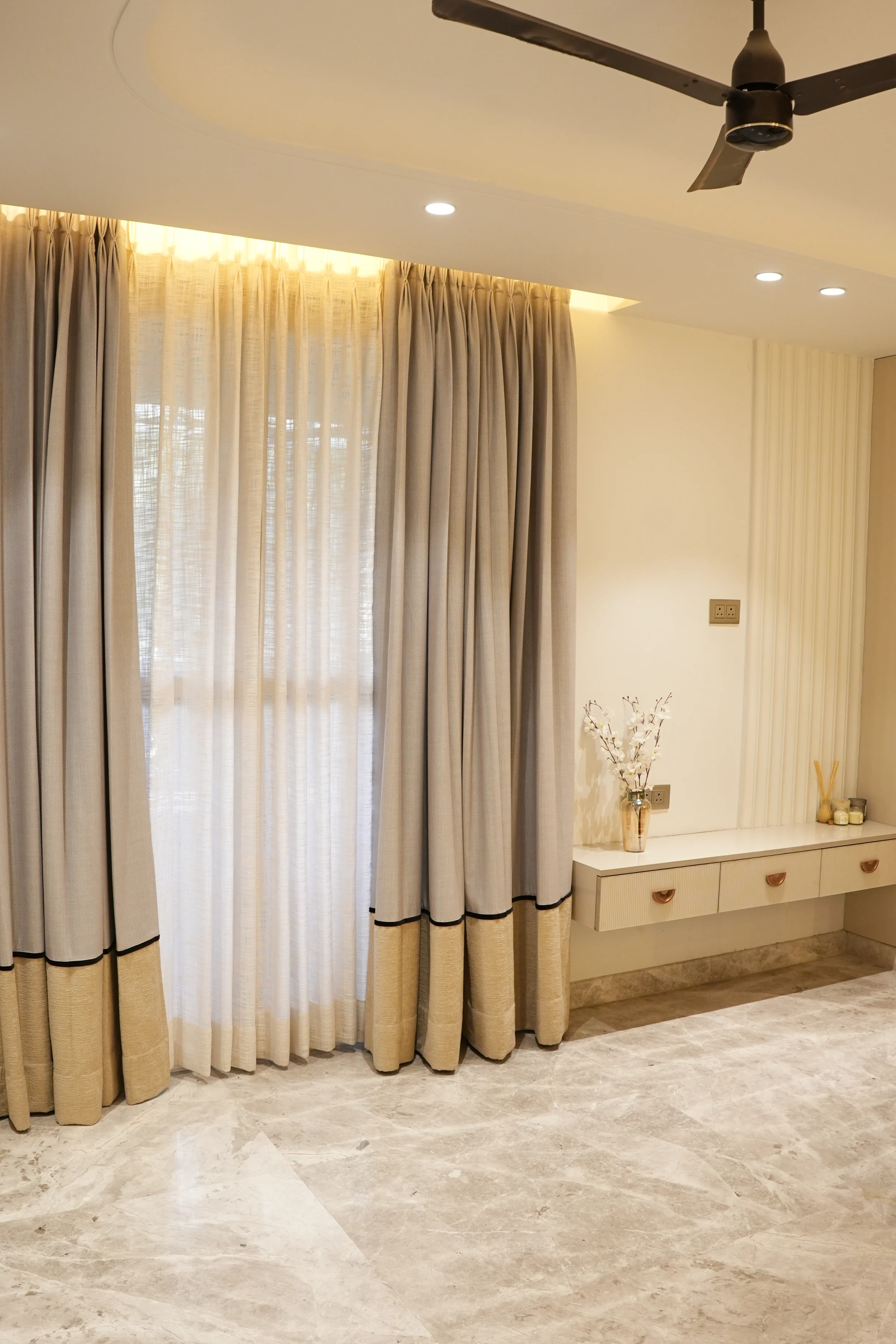 Kallol Apartments, IP Extension, Delhi | 3BHK Residence — 2